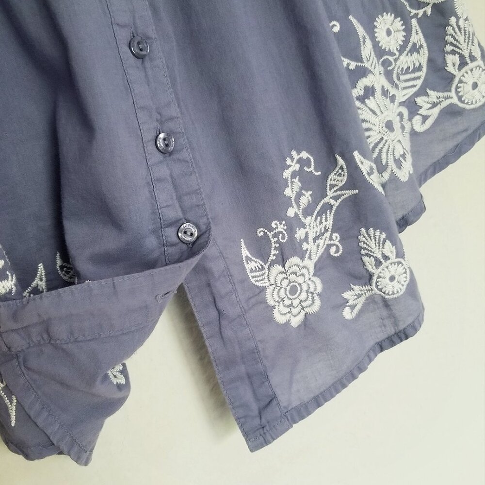 Johnny Was Blue White Embroidered Pintuck Pleats Rolled Tab Sleeves Blouse Top S - Picture 11 of 14
